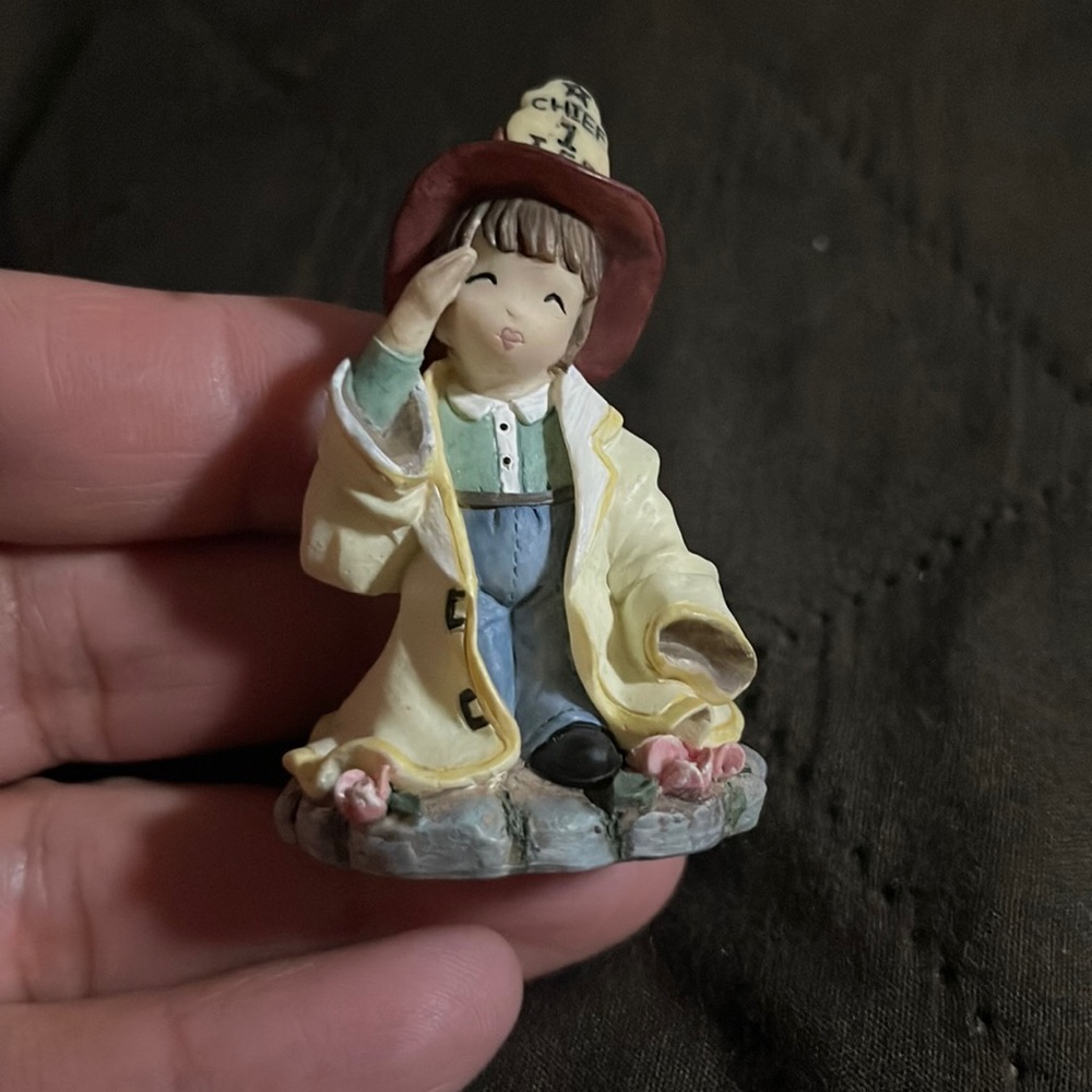 Ivy & Innocence Junior Fire Captain, 05272
